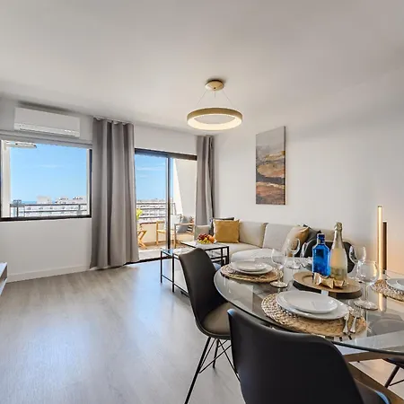 Trendy Work & Relax Seaside